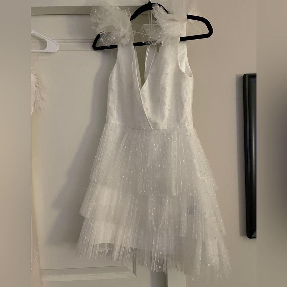 COPY - Only worn once Monique Lhuillier Perrie Dress, size 4!